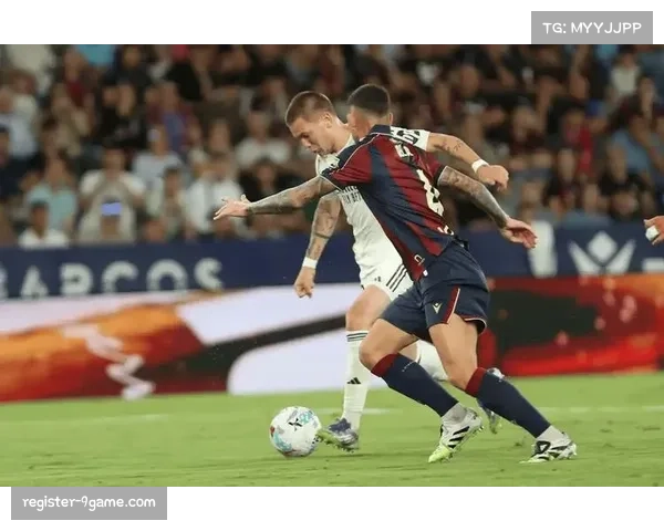 皇马控球压迫战术复盘 残阵困境下如何保持战术纪律性